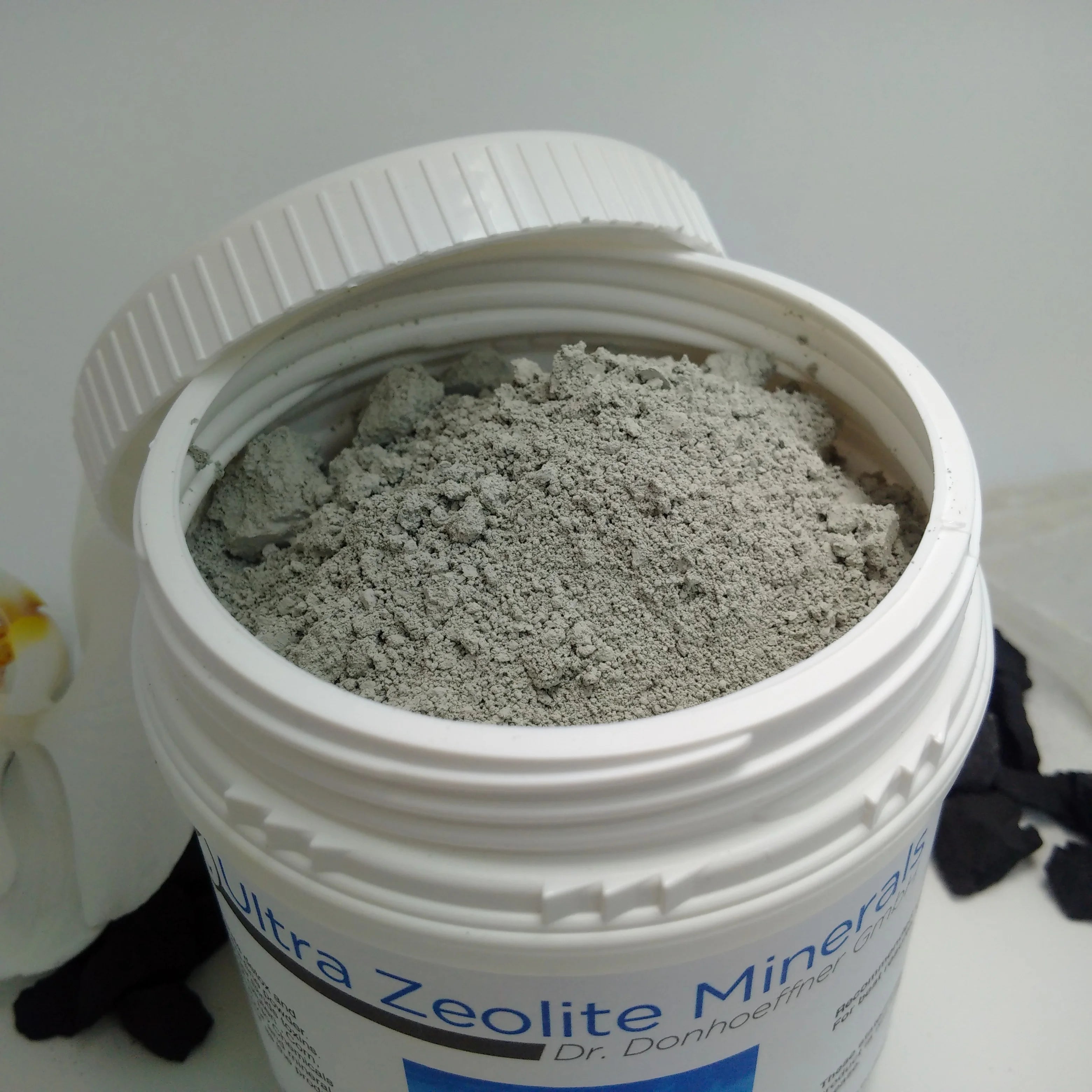 Ultra Zeolite Minerals Y63326