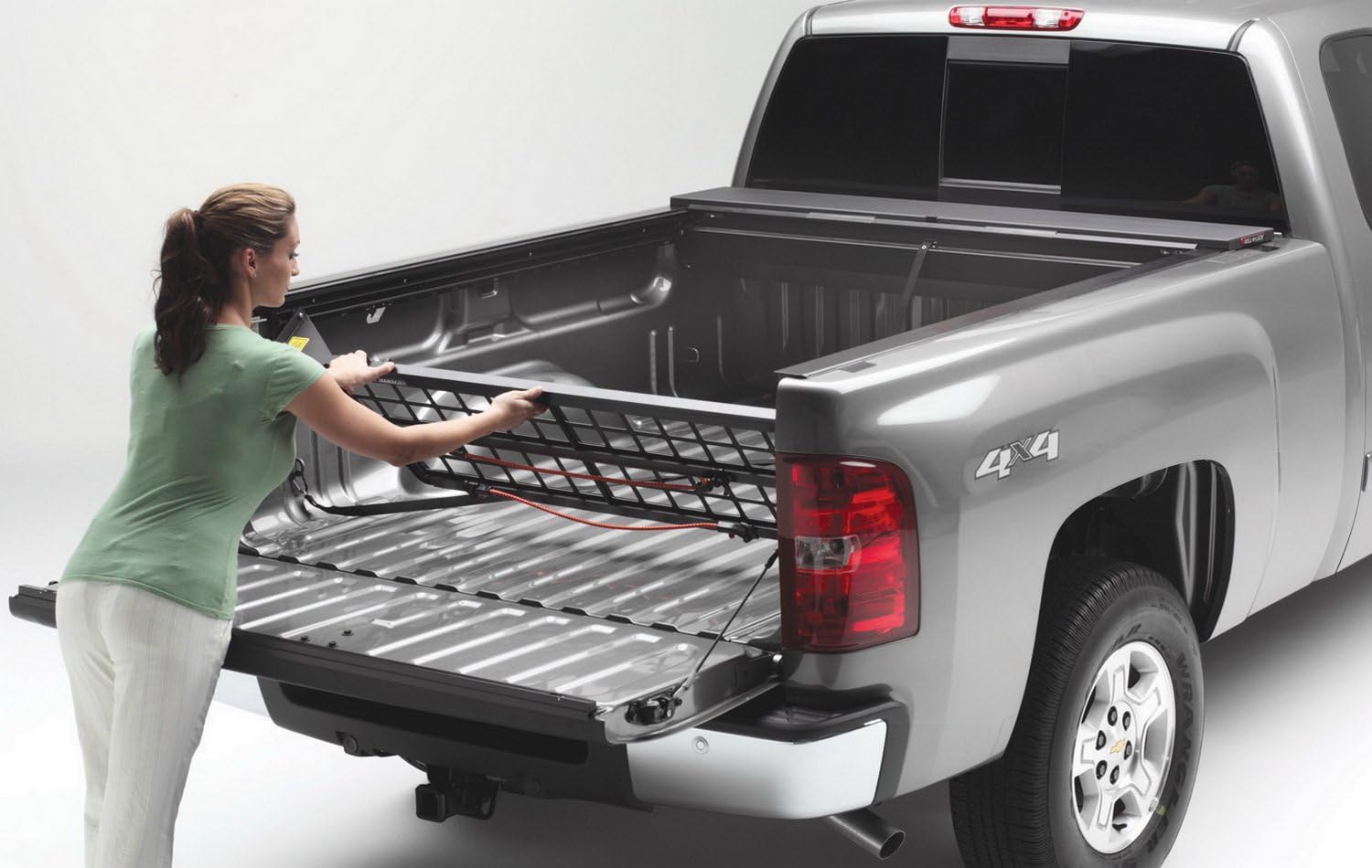 Roll-N-Lock CM262 Cargo Manager Rolling Truck Bed Divider T676270