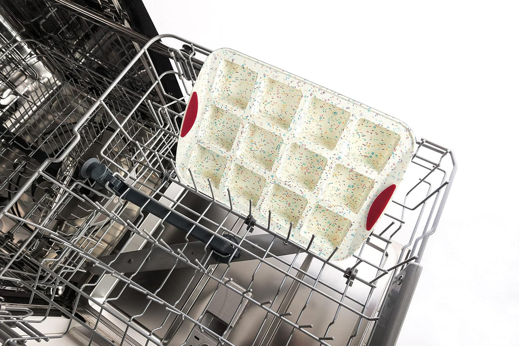 Trudeau Brownie Pan, 12 Cavity, White Confetti/Fuchsia V614267