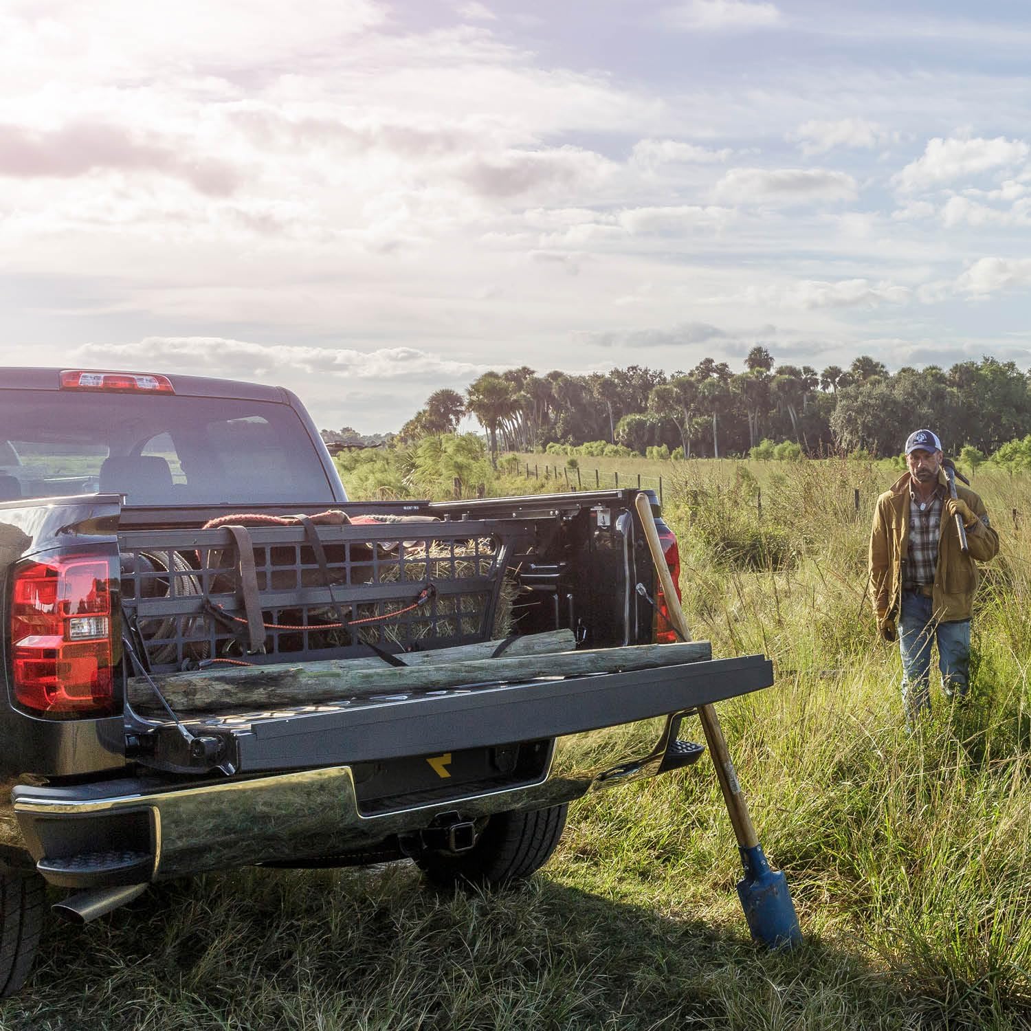 RealTruck Roll-N-Lock Cargo Manager Truck Bed Organizer CM226 for Chevy/GMC Silverado/Sierra 2500/3500HD V9245